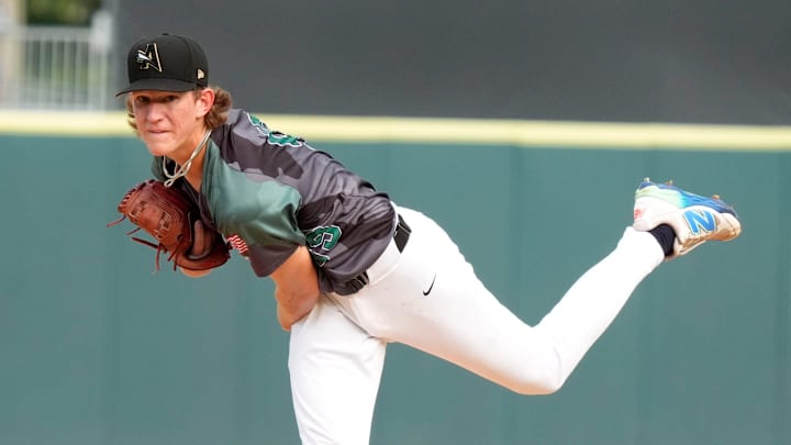 Caminiti dominated again to wrap up the season