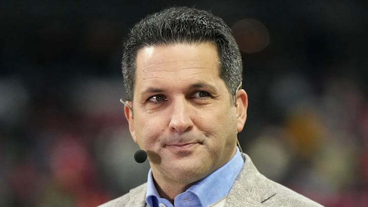 Nov 21, 2022; Mexico City, MEX; Broadcaster Adam Schefter of ESPN s Monday Night Football Countdown is seen on the sideline prior to the NFL International Series game between the Arizona Cardinals and the San Francisco 49ers at Estadio Azteca. Mandatory Credit: Kirby Lee-Imagn Images Nov 21, 2022; Mexico City, MEX; Broadcaster Adam Schefter of ESPN s Monday Night Football Countdown is seen on the sideline prior to the NFL International Series game between the Arizona Cardinals and the San Francisco 49ers at Estadio Azteca. Mandatory Credit: Kirby Lee-Imagn Images