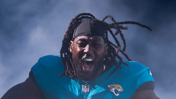 Jacksonville Jaguars - linebacker Devin Lloyd Jacksonville Jaguars - linebacker Devin Lloyd