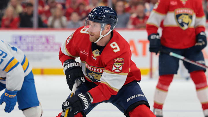 Dec 20, 2025; Sunrise, Florida, USA; Florida Panthers center Sam Bennett (9) moves the puck against the St. Louis Blues during the second period at Amerant Bank Arena. Mandatory Credit: Sam Navarro-Imagn Images