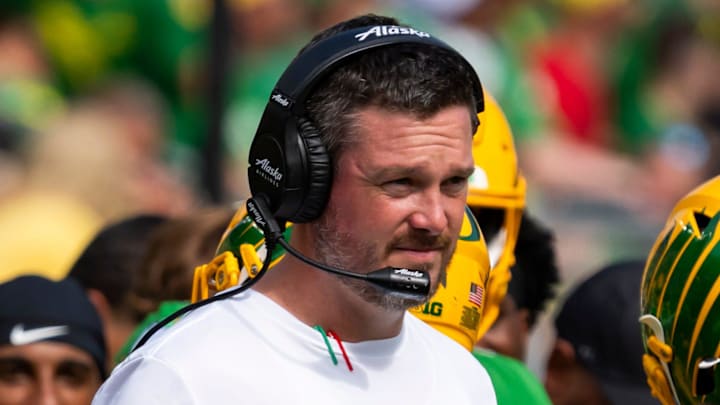 Oregon head coach Dan Lanning looks on as the Oregon Ducks host the Montana State Bobcats on Aug. 30, 2025, at Autzen Stadium in Eugene, Oregon. Oregon head coach Dan Lanning looks on as the Oregon Ducks host the Montana State Bobcats on Aug. 30, 2025, at Autzen Stadium in Eugene, Oregon.