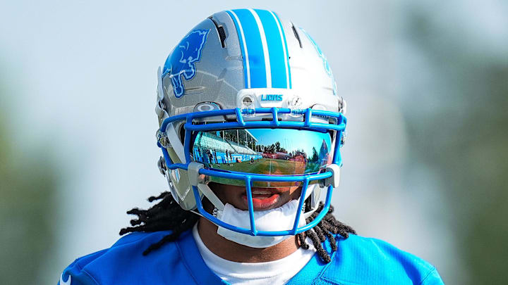 Detroit Lions running back Jahmyr Gibbs (0).