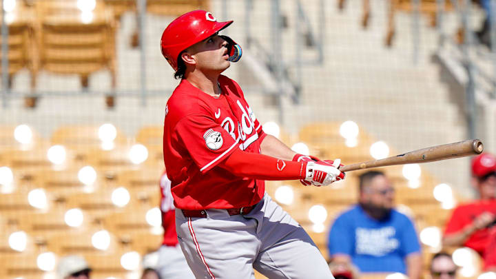 Cincinnati Reds first baseman Sal Stewart (27) 