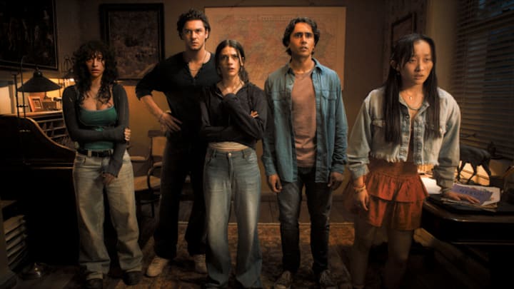 (L to R) Odessa Azion, Belmont Cameli, Ella Rubin, Michael Cimino, and Ji-young Yoo star in Until Dawn