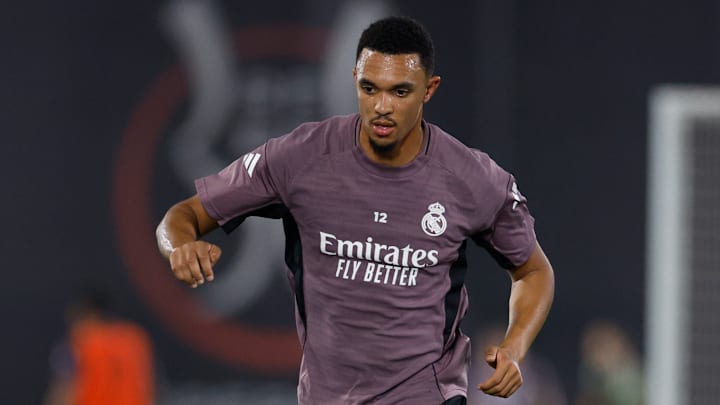 Trent Alexander-Arnold devrait enfin revenir sur les pelouses.