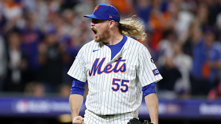 Division Series - Philadelphia Phillies v New York Mets - Game 3