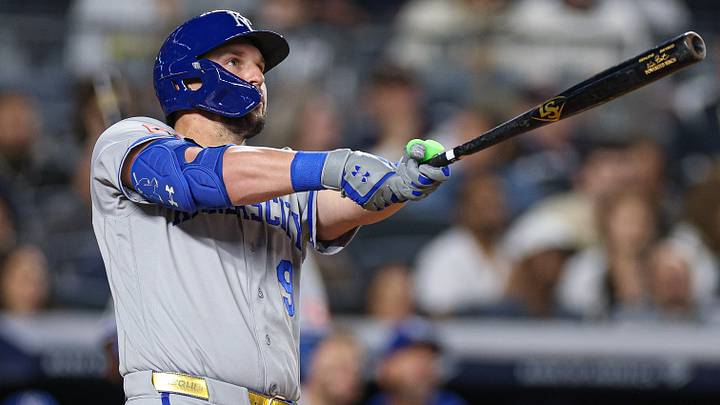 Apr 17, 2026; Bronx, New York, USA; Kansas City Royals first baseman Vinnie Pasquantino (9) hits a solo home run during the eighth inning against the New York Yankees at Yankee Stadium. Mandatory Credit: Vincent Carchietta-Imagn Images