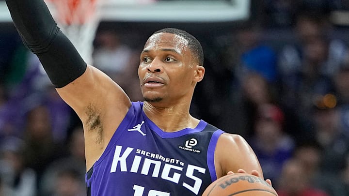 Dallas Mavericks v Sacramento Kings