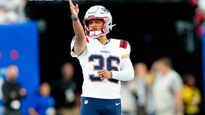 New England Patriots place kicker Andy Borregales (36) tries to line up a practice kick, Thursday, August 21, 2025, in East Rutherford. New England Patriots place kicker Andy Borregales (36) tries to line up a practice kick, Thursday, August 21, 2025, in East Rutherford.