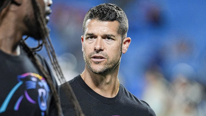 Oct 13, 2024; Charlotte, North Carolina, USA; Carolina Panthers head coach Dave Canales talks with linebacker Jadeveon Clowney (7) after the second half against the Atlanta Falcons at Bank of America Stadium. Mandatory Credit: Jim Dedmon-Imagn Images Oct 13, 2024; Charlotte, North Carolina, USA; Carolina Panthers head coach Dave Canales talks with linebacker Jadeveon Clowney (7) after the second half against the Atlanta Falcons at Bank of America Stadium. Mandatory Credit: Jim Dedmon-Imagn Images