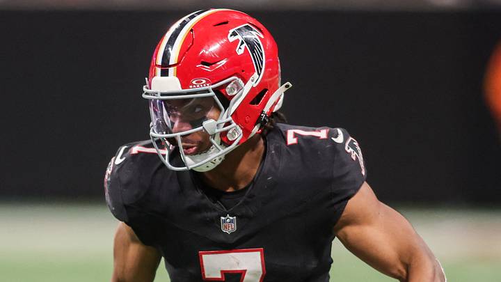 Dec 29, 2025; Atlanta, Georgia, USA; Atlanta Falcons running back Bijan Robinson (7)  Mandatory Credit: Brett Davis-Imagn Images