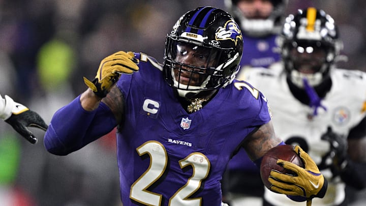 Derrick Henry rushed for 1,921 yards last season.