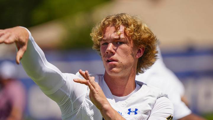 Chandler quarterback Will Mencl (7) throws a pass during the spring football showcase at Chandler High School in Chandler on May 12, 2026. 
