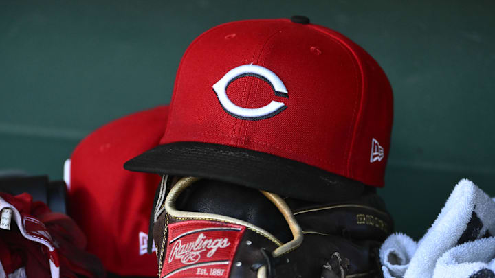 General view of Cincinnati Reds hat General view of Cincinnati Reds hat