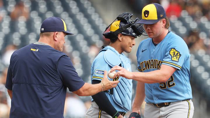 Sep 17, 2026; Pittsburgh, Pennsylvania, USA; Milwaukee Brewers manager Pat Murphy (left) takes the ball from starting pitcher Kyle Harrison (52) during a second inning pitching change against the Pittsburgh Pirates at PNC Park. Mandatory Credit: Charles LeClaire-Imagn Images Sep 17, 2026; Pittsburgh, Pennsylvania, USA; Milwaukee Brewers manager Pat Murphy (left) takes the ball from starting pitcher Kyle Harrison (52) during a second inning pitching change against the Pittsburgh Pirates at PNC Park. Mandatory Credit: Charles LeClaire-Imagn Images