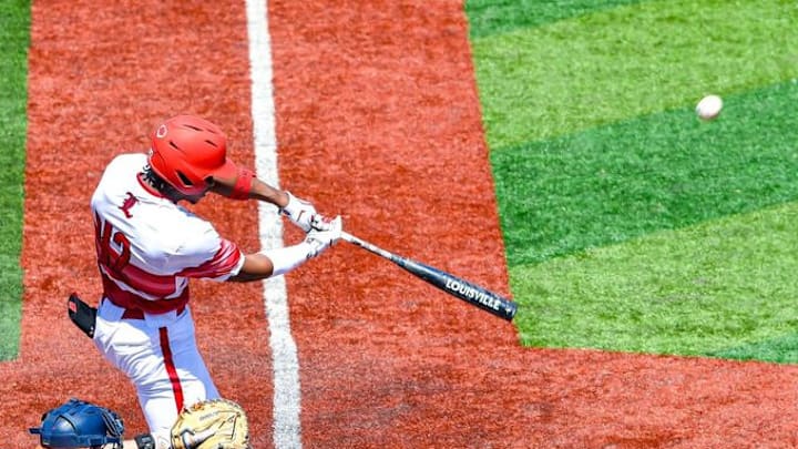 Louisville outfielder Eddie King Jr. (42)