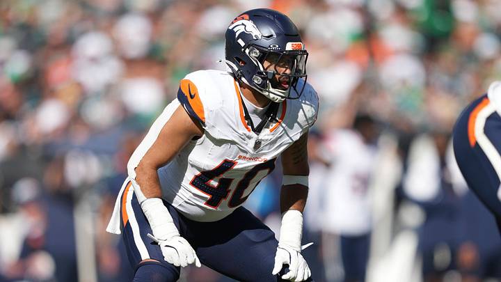 PHILADELPHIA, PA - OCTOBER 05: Denver Broncos linebacker Justin Strnad (40 looks on during the game between the Denver Broncos and the Philadelphia Eagles on October 5, 2025 at Lincoln Financial Field in Philadelphia, PA. PHILADELPHIA, PA - OCTOBER 05: Denver Broncos linebacker Justin Strnad (40 looks on during the game between the Denver Broncos and the Philadelphia Eagles on October 5, 2025 at Lincoln Financial Field in Philadelphia, PA.