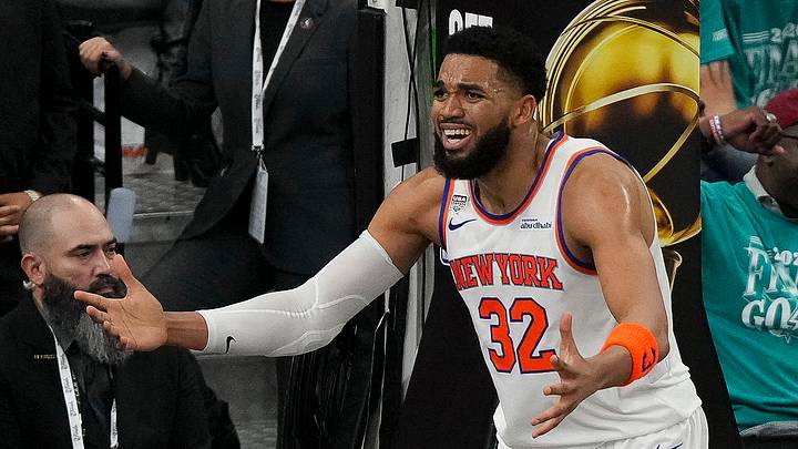 Karl-Anthony Towns, Frost Bank Center