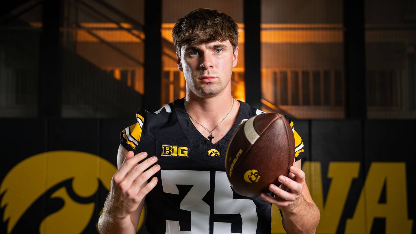Iowa's Special Teams Position Battles Enter Week 1 With Something to Prove