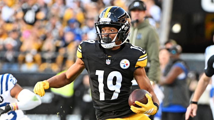 Nov 2, 2025; Pittsburgh, Pennsylvania, USA; Pittsburgh Steelers wide receiver Calvin Austin III (19) catches a pass during the second half against the Indianapolis Colts at Acrisure Stadium. Mandatory Credit: Barry Reeger-Imagn Images