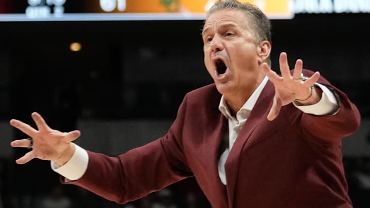 Arkansas Razorbacks coach John Calipari reacts to a call against the Baylor Bears during the second half at American Airlines Center. 