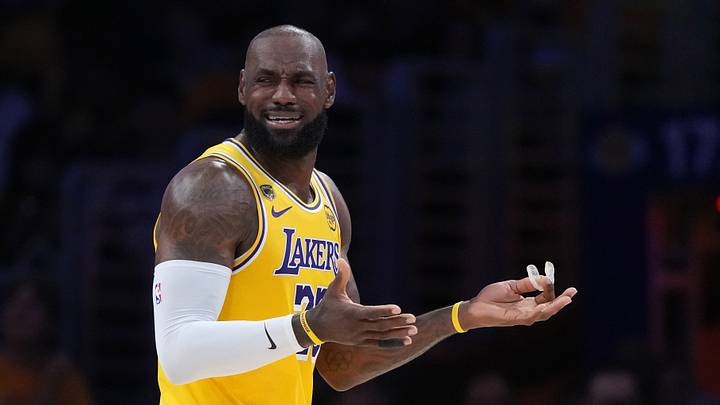 LeBron James rejected the Warriors in free agency LeBron James rejected the Warriors in free agency