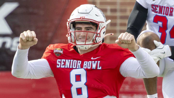 NC State defensive end Cian Slone