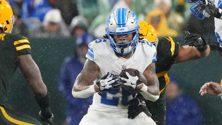 Detroit Lions running back Jahmyr Gibbs (26).