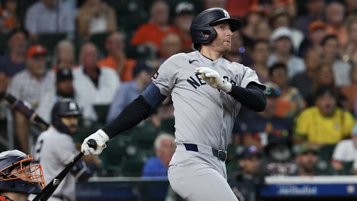 Sep 4, 2025; Houston, Texas, USA; New York Yankees third baseman Ryan McMahon (19) hits an RBI single against the Houston Astros in the second inning at Daikin Park. Mandatory Credit: Thomas Shea-Imagn Images Sep 4, 2025; Houston, Texas, USA; New York Yankees third baseman Ryan McMahon (19) hits an RBI single against the Houston Astros in the second inning at Daikin Park. Mandatory Credit: Thomas Shea-Imagn Images