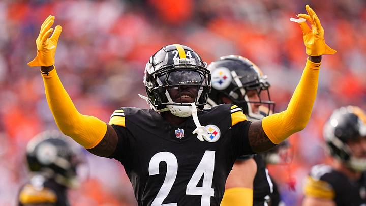 Pittsburgh Steelers cornerback Joey Porter Jr. (24) reacts back to the crowd in the third quarter against the Denver Broncos at Empower Field at Mile High. Pittsburgh Steelers cornerback Joey Porter Jr. (24) reacts back to the crowd in the third quarter against the Denver Broncos at Empower Field at Mile High.