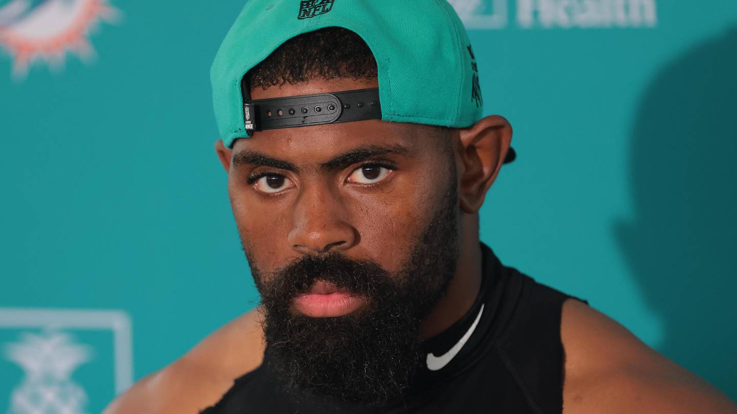Jordyn Brooks isn't the only Dolphins player in need of an extension