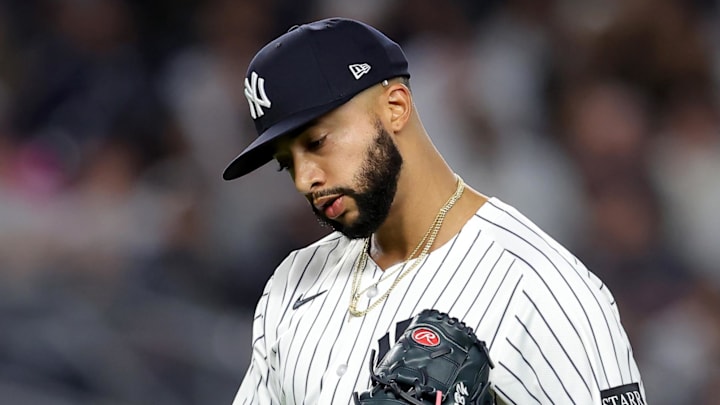 Apr 25, 2025; Bronx, New York, USA; New York Yankees relief pitcher Devin Williams (38) reacts as he walks off the field after being taken out of the game against the Toronto Blue Jays during the ninth inning at Yankee Stadium. Apr 25, 2025; Bronx, New York, USA; New York Yankees relief pitcher Devin Williams (38) reacts as he walks off the field after being taken out of the game against the Toronto Blue Jays during the ninth inning at Yankee Stadium.