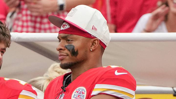 Kansas City Chiefs quarterback Justin Fields (6) Kansas City Chiefs quarterback Justin Fields (6)