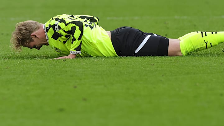 Borussia Dortmund v FC Augsburg - Bundesliga