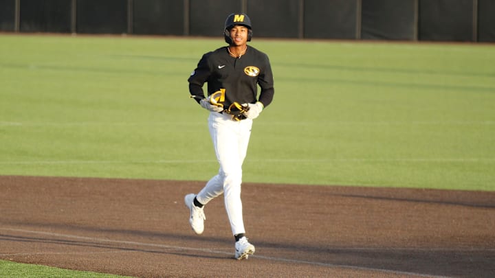 March 24, 2026; O'Fallon, Missouri; Missouri baseball outfielder Cameron Benson (1) during a game against Illinois at CarShield Field. March 24, 2026; O'Fallon, Missouri; Missouri baseball outfielder Cameron Benson (1) during a game against Illinois at CarShield Field.