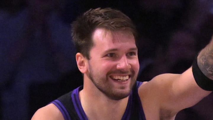 Los Angeles Lakers guard Luka Doncic (77) reacts after a basket in the second half against the Cleveland Cavaliers at Crypto.com Arena on Mar 31, 2026. Los Angeles Lakers guard Luka Doncic (77) reacts after a basket in the second half against the Cleveland Cavaliers at Crypto.com Arena on Mar 31, 2026.