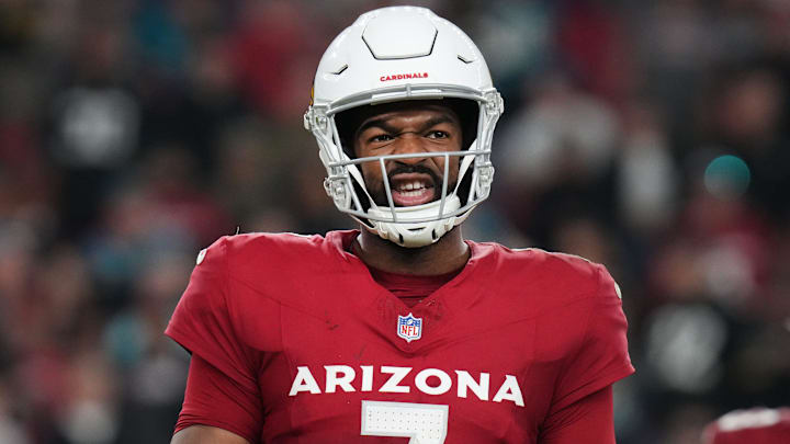 Arizona Cardinals quarterback Jacoby Brissett (7) looks back to the bench for a play call during their game against the Jacksonville Jaguars at State Farm Stadium on Nov. 23, 2025.