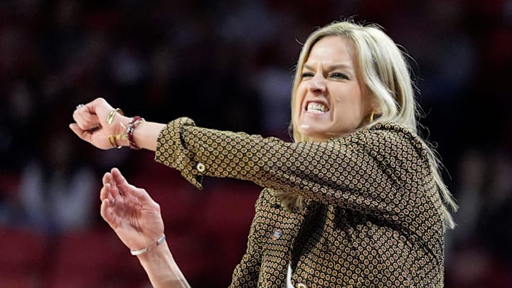Oklahoma basketball coach Jennie Baranczyk Oklahoma basketball coach Jennie Baranczyk