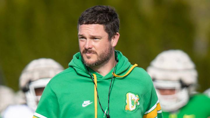 Oregon head coach Dan Lanning runs during practice with the Ducks Thursday, April 11, 2024, at the Hatfield-Dowlin Complex in Eugene, Ore. Oregon head coach Dan Lanning runs during practice with the Ducks Thursday, April 11, 2024, at the Hatfield-Dowlin Complex in Eugene, Ore.