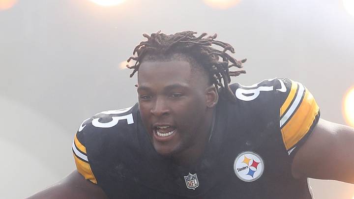 Pittsburgh Steelers defensive tackle Keeanu Benton Pittsburgh Steelers defensive tackle Keeanu Benton