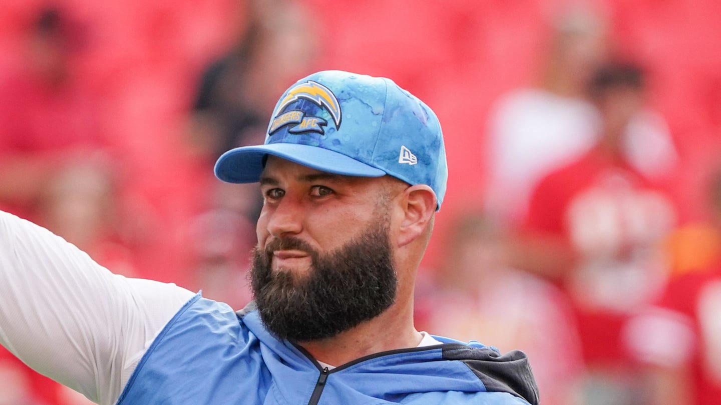 Is This SEC QB a First-Round Lock? Former NFL QB Thinks So