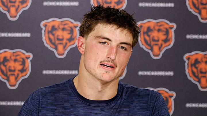 Chicago Bears tight end Colston Loveland