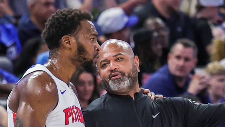Apr 6, 2026; Orlando, Florida, USA; Detroit Pistons head coach J.B. Bickerstaff talks with forward Paul Reed (7) during the first quarter against the Orlando Magic at Kia Center. Mandatory Credit: Mike Watters-Imagn Images Apr 6, 2026; Orlando, Florida, USA; Detroit Pistons head coach J.B. Bickerstaff talks with forward Paul Reed (7) during the first quarter against the Orlando Magic at Kia Center. Mandatory Credit: Mike Watters-Imagn Images