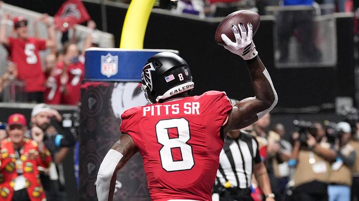 Atlanta Falcons tight end Kyle Pitts Sr. 