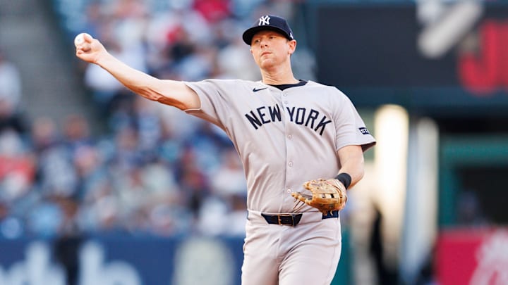 DJ LeMahieu batea para .184 en la temporada 