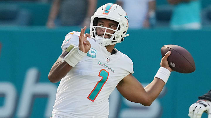Tagovailoa fue habilitado para jugar este jueves con los Dolphins