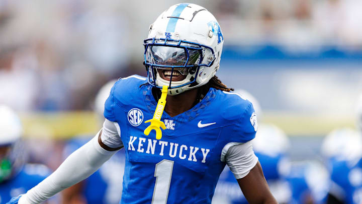 Sep 21, 2024; Lexington, Kentucky, USA; Kentucky Wildcats defensive back Maxwell Hairston (1) runs onto the field before the game against the Ohio Bobcats at Kroger Field. Mandatory Credit: Jordan Prather-Imagn Images Sep 21, 2024; Lexington, Kentucky, USA; Kentucky Wildcats defensive back Maxwell Hairston (1) runs onto the field before the game against the Ohio Bobcats at Kroger Field. Mandatory Credit: Jordan Prather-Imagn Images