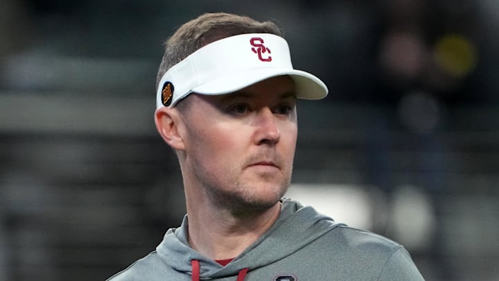 Dec 2, 2022; Las Vegas, NV, USA; Southern California Trojans head coach Lincoln Riley reacts in the first half of the Pac-12 Championship against the Utah Utes at Allegiant Stadium. Mandatory Credit: Kirby Lee-Imagn Images