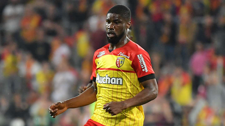 Kevin Danso passe ses vacances en Autriche pour la bonne cause.