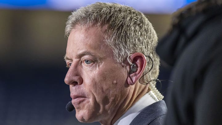 ESPN broadcaster Troy Aikman
